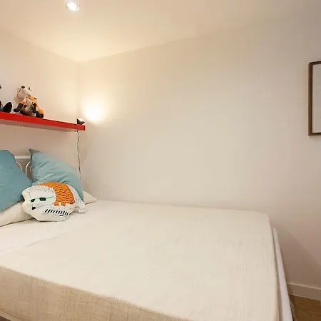 Bica Flat Adamastor Lisbon